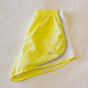 ✨Nike Tempo Shorts✨